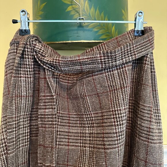 Vintage Earo Plaid Wrap Skirt With Button Detail & Tie Waist 2x - Picture 2 of 9